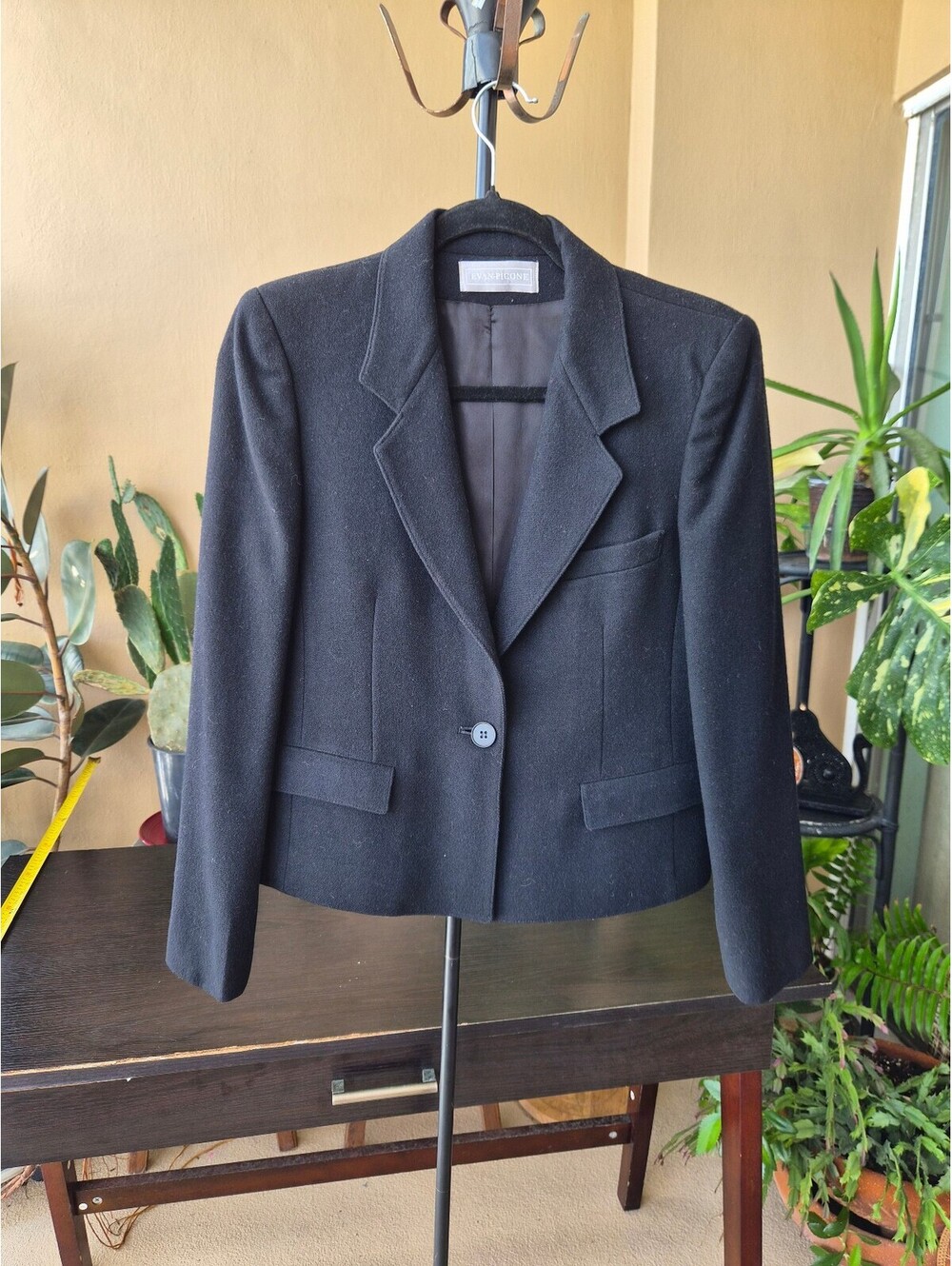 Vintage Evan-Picone 100% Wool Black Blazer Size 8 [COPY]